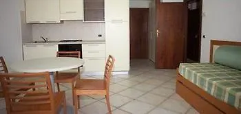 Ξενοδοχείο Residenza Sole 3*