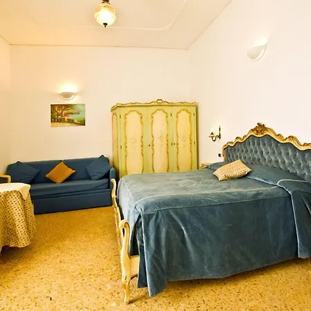 Отель Residenza Sole 3*